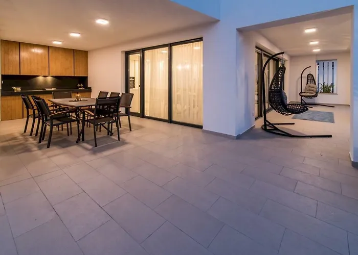 Luxury Viktorija וילה Linardići