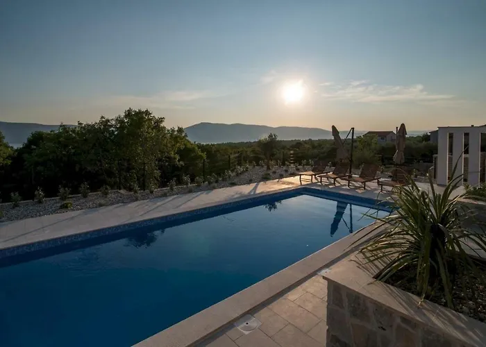 Luxury Viktorija Villa
